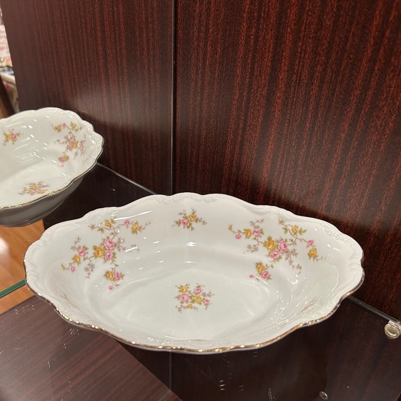 Johann Haviland MICHELE Oval Vegetable Bowl 10.75" Long 7.5" Wide 2.5" High - Picture 1 of 12